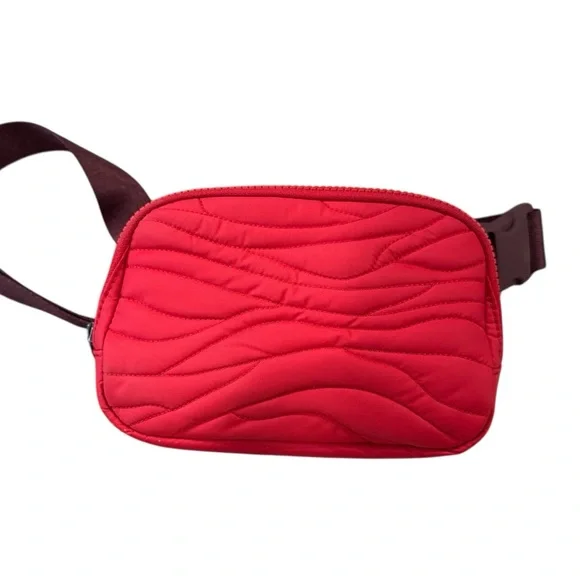❤️Lululemon❤️ Red Canada Olympic Limited Edition Belt Bag - Picture 2 of 7